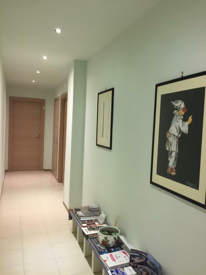 B&B Sorgente 23 サレルノ エクステリア 写真